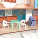 Casuta din lemn Hazle DollHouse - Casa pentru papusi cu 2 fete  si mobilier inclus de la  KidKraft
